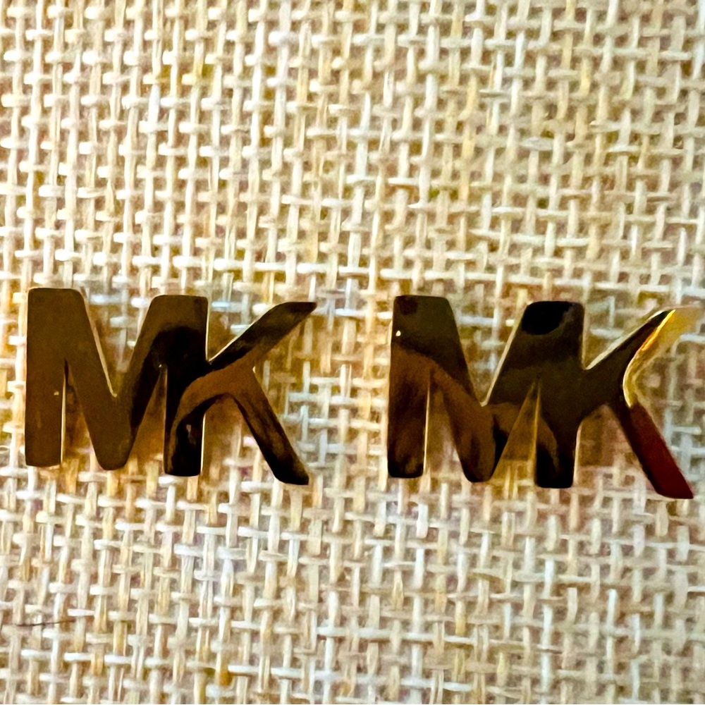 Fashion/Unbranded Gold earrings